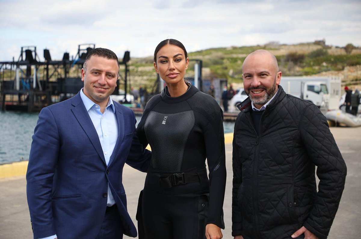 johanngrech's tweet photo. Earlier today, together with Minister @BartoloClayton , we visited the #maltafilmstudios whilst filming @deepfearmovie , starring @EdWestwick and @madalinaghenea8 

📸 : @GarethDegiorgio | @BalzanDaniel https://t.co/LGsxPiJ785