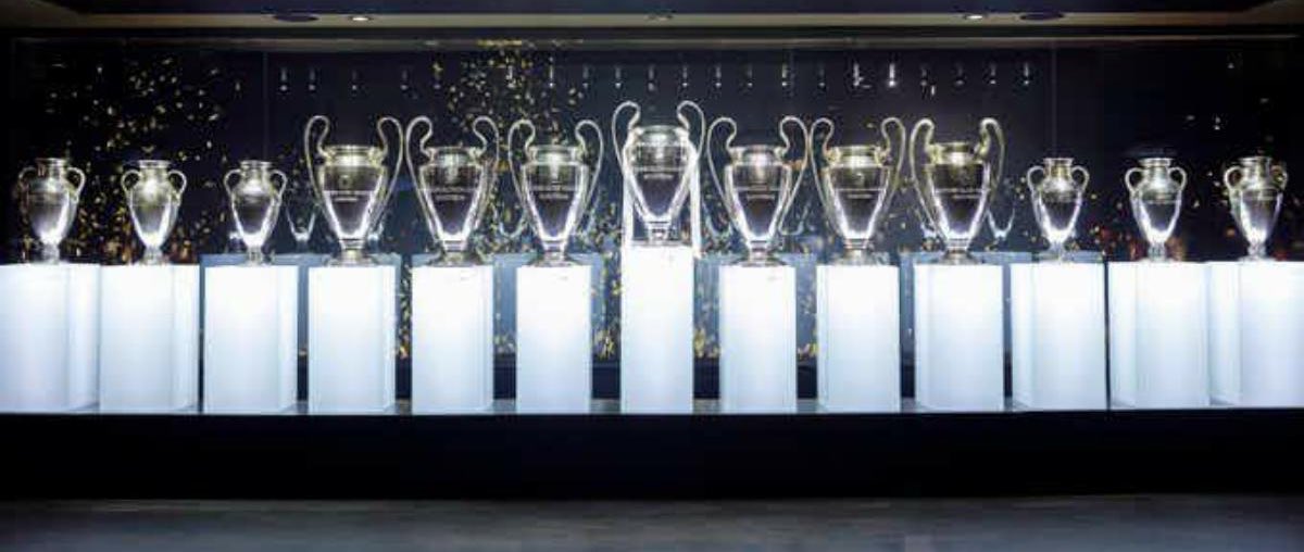 Es el Madrid! pendejo ignorante, iletrado, inculto, asno, nesciente, lego.