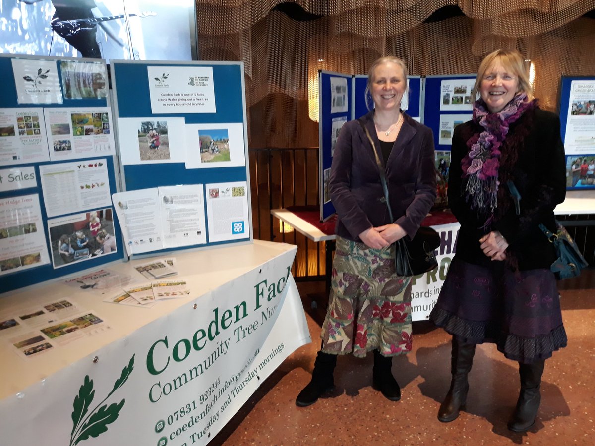 NatalieButtriss's tweet photo. Enjoyed meeting Countess of Wessex today for @SwanseaCouncil  @QGCanopy city champion award, in the 'tree group' with @CoedenFachTrees @Penllergare @SwanseaUni tree society https://t.co/NEx3OaDPON