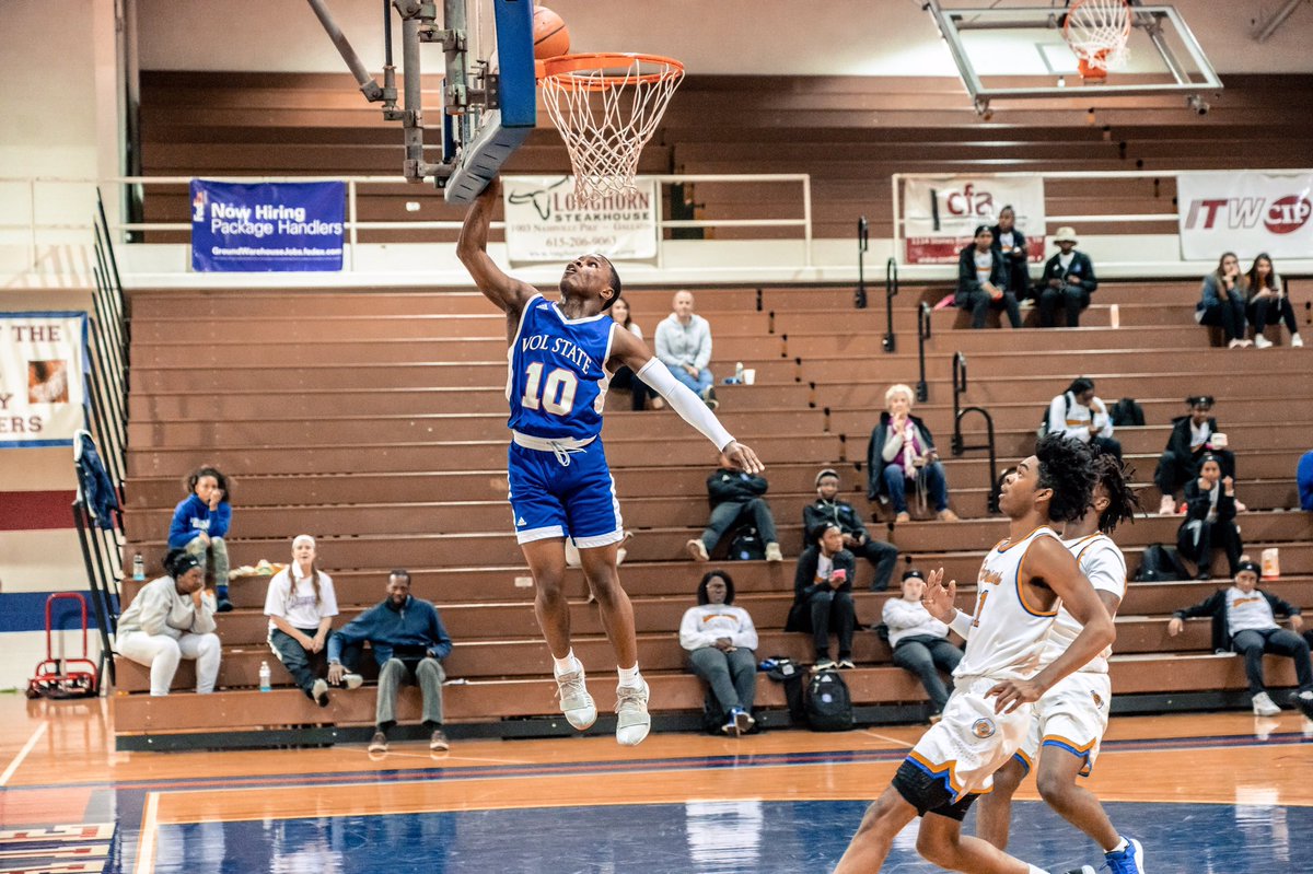 AhqzeeaM's tweet photo. Blessed to receive an offer from Coach Rusty and Vol State!!!❤️💙
@CHSlionshoops @ColumbiaLions1 @VSCCPioneersMBB https://t.co/sUUUwVLKXv