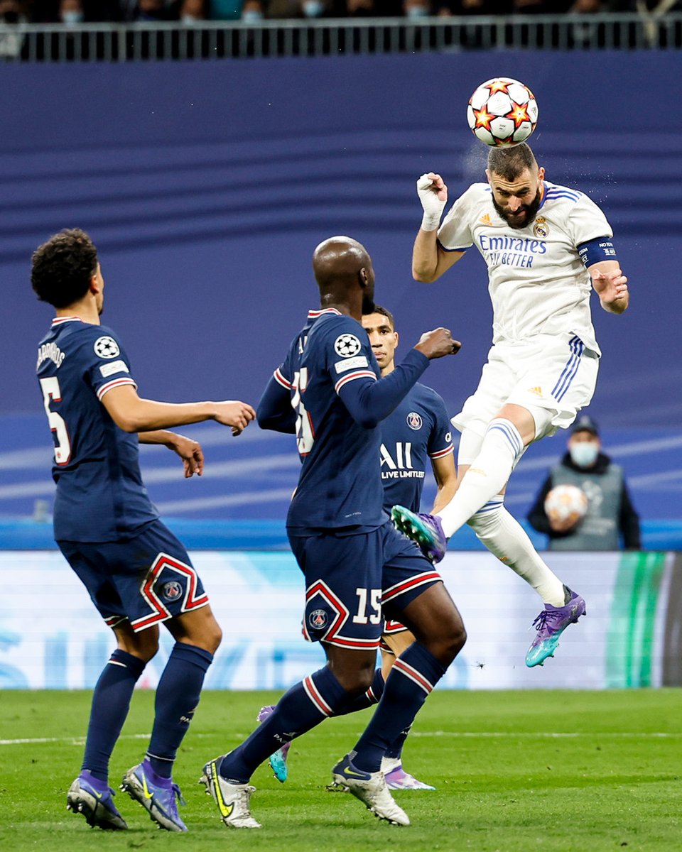 realmadridarab's tweet photo. 🤍 أنا الأبيض إذا غيري تلون... 🎶 https://t.co/t2TZkXjBQN