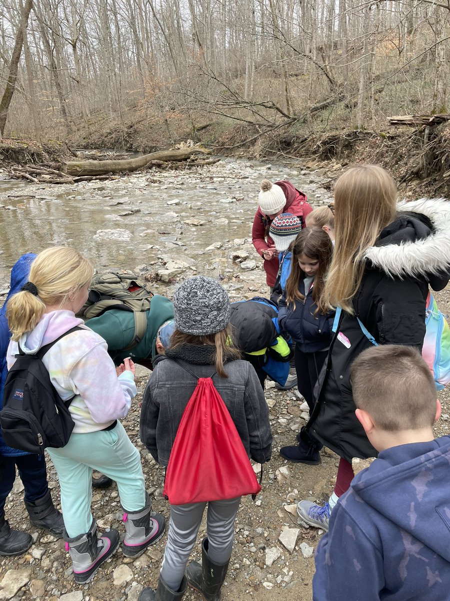 everett_jbc's tweet photo. Had so much fun hiking, learning, and exploring the what’s “beneath our feet” @cincynature @WestCler #MerwinMustangs https://t.co/nve5agrOqQ