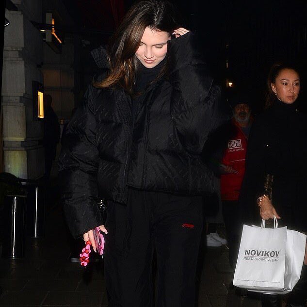 MayaHenryUA's tweet photo. 📸| Maya out in London last night! https://t.co/ipEvnLDOTC