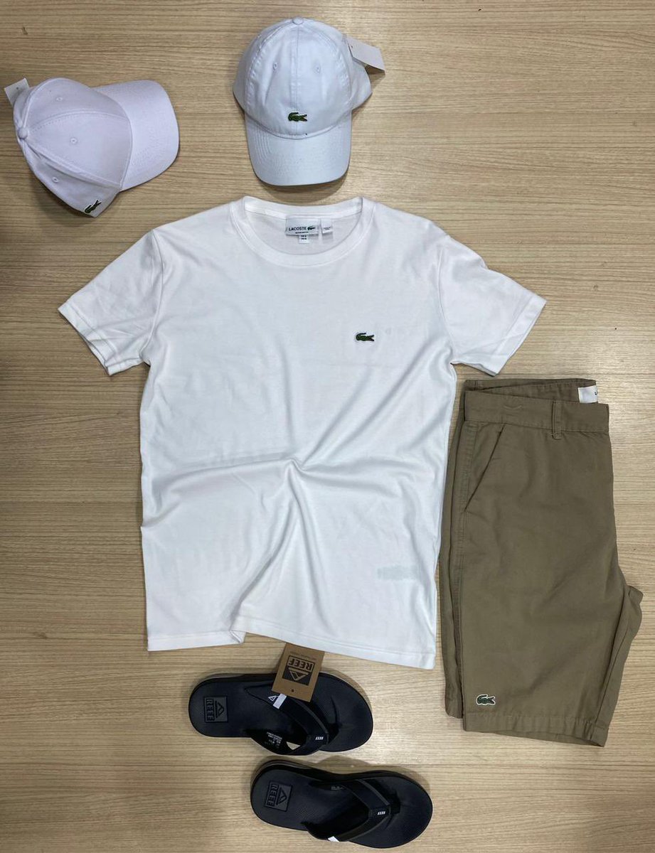 FavelaChiques's tweet photo. LACOSTE Patrocina nós 😍🐊😎 https://t.co/otnmOOkjKI