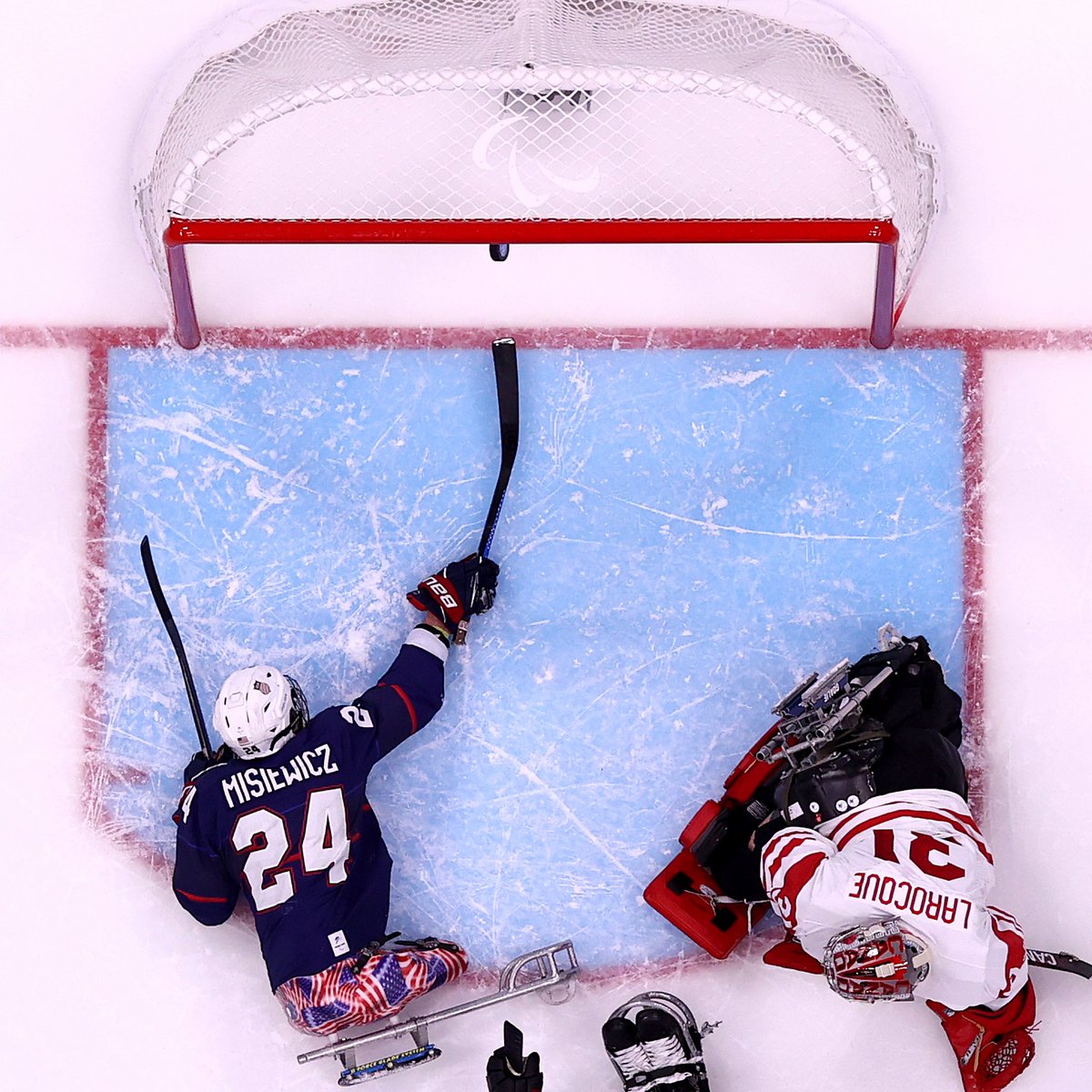 usahockey's tweet photo. It's all about the angles.📸

#WinterParalympics | #TeamUSA🇺🇸 https://t.co/H5fLNiA3uC