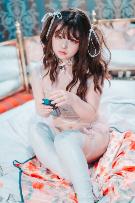 コスプレイヤー社員食堂ギラギラのTwitter画像13