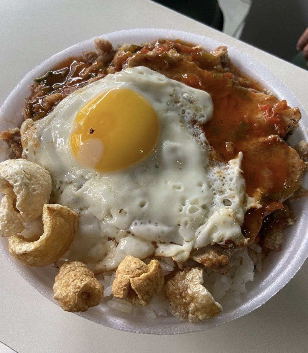 Footy Scran (@footyscran) on Twitter photo Tropeiro - beans, egg, pork belly, torresmos (scratchings), farofa and rice at Atletico Mineiro (<a href="/atletico_en/">Atlético 🇬🇧 🇺🇸</a>)
🇧🇷 R$15 (£2.30) Tropeiro - beans, egg, pork belly, torresmos (scratchings), farofa and rice at Atletico Mineiro (<a href="/atletico_en/">Atlético 🇬🇧 🇺🇸</a>)
🇧🇷 R$15 (£2.30)