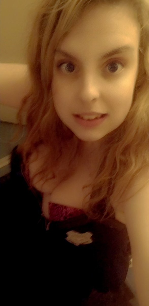 cherryz1x's tweet photo. #fanslygirl #annsummersmodel
#curvy 
https://t.co/ZCqhEYfg3R
Wanna be arrested by cherry you'll have to sub for more https://t.co/qg5ktVpAmH