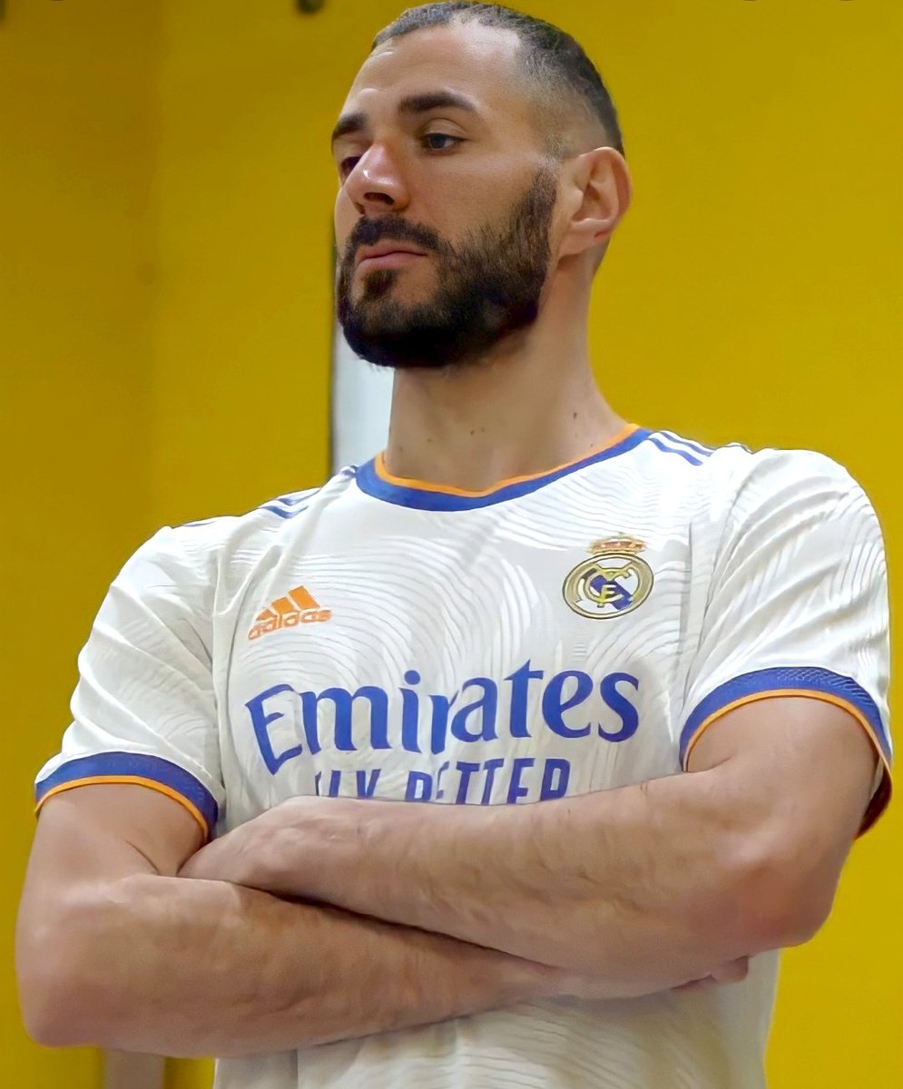 MacSim_Cessy's tweet photo. Après Belzébuth, l'enfer vous présente Benzebut 

#psgrealmadrid #REMONTADA https://t.co/ypdIamZ9uP
