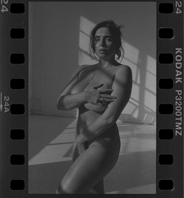 Last day for 40% off my OF!! https://t.co/1OxzDuOTi4 https://t.co/kMtvsaLwUK