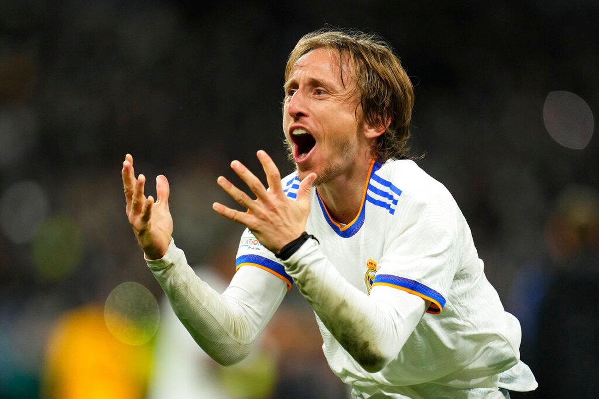 EleModric's tweet photo. 😭❤ https://t.co/mvByLQ9Jjj