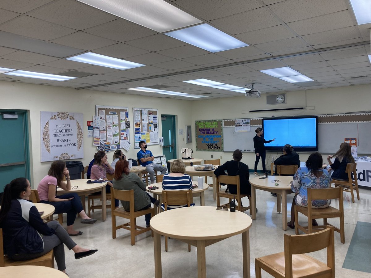 MelissaLuck7's tweet photo. Had such an engaging Activ Panel Professional Development session today @ Eugenia B. Thomas K8 Center! @Promethean https://t.co/c825GZ3c1N