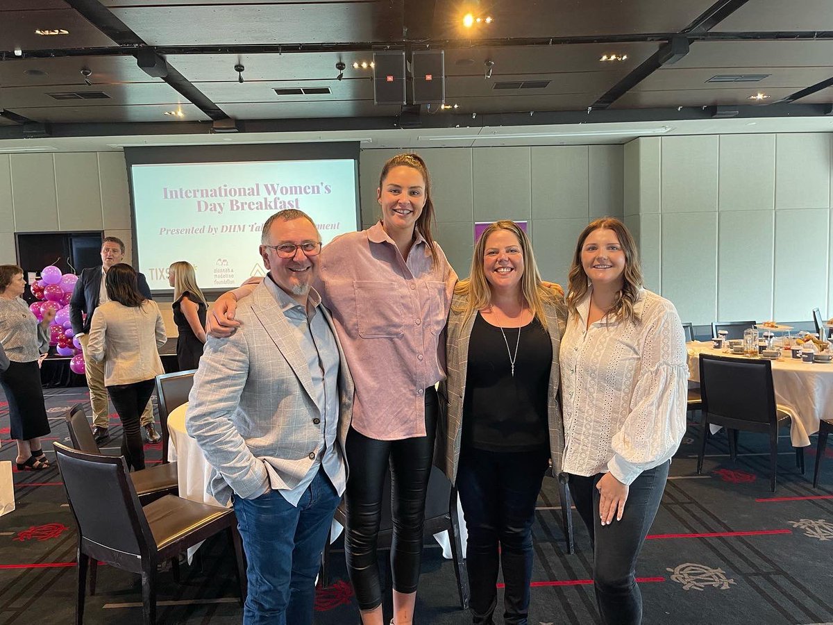 SilvioMarinelli's tweet photo. What a great event do proud that @TalentDhm we are doing our bit to help showcase amazing talented women &amp; breaking the bias ❤️ https://t.co/1l6JnARl8J