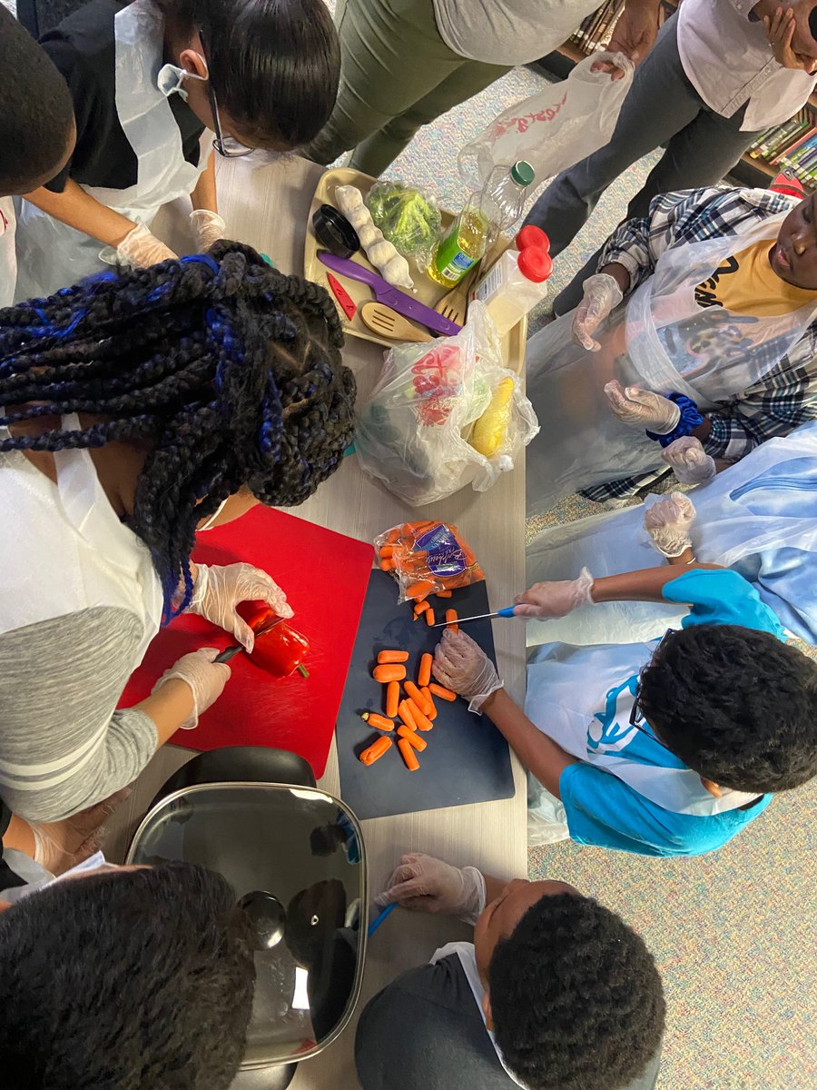 Ms.CoachC tweet media