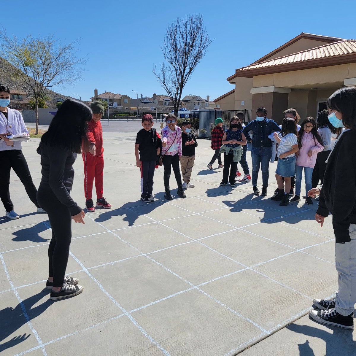 SweetScholars's tweet photo. Mrs. Martinez's Scholars spent some much needed group bonding time working together to cross the grid of awesome! #Trust #TeamWork #SEL #FalconFocus @FalconsAvalon https://t.co/wuGWrOG0jN