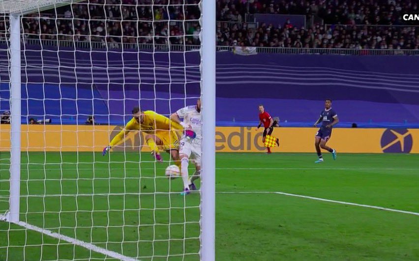 PSG COMMUNITY tweet media