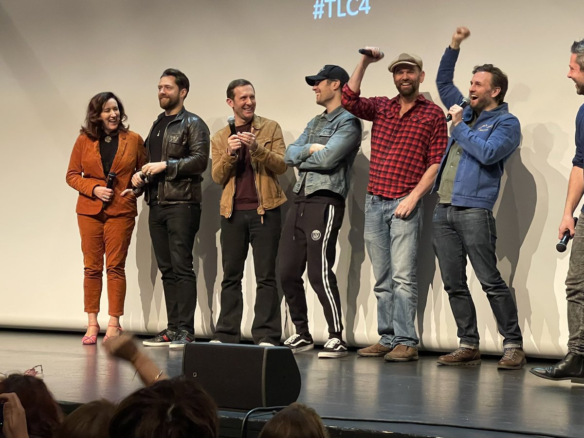 tarastravels's tweet photo. SO much fun at the #LandCon4 in Paris, well done to everyone involved in this @WeventsProd Thank you!!✨🎉🕺🏻💃 #dancingDan #besthost #Outlander @MrStevenCree @TimDownie1 @CesarDomboy @LlaurenLyle @RikRankin @JohnBell @mariadkennedy #DuncanLacroix #DavidBerry @_CaitlinORyan #TLC4 https://t.co/Qfp665YQqo
