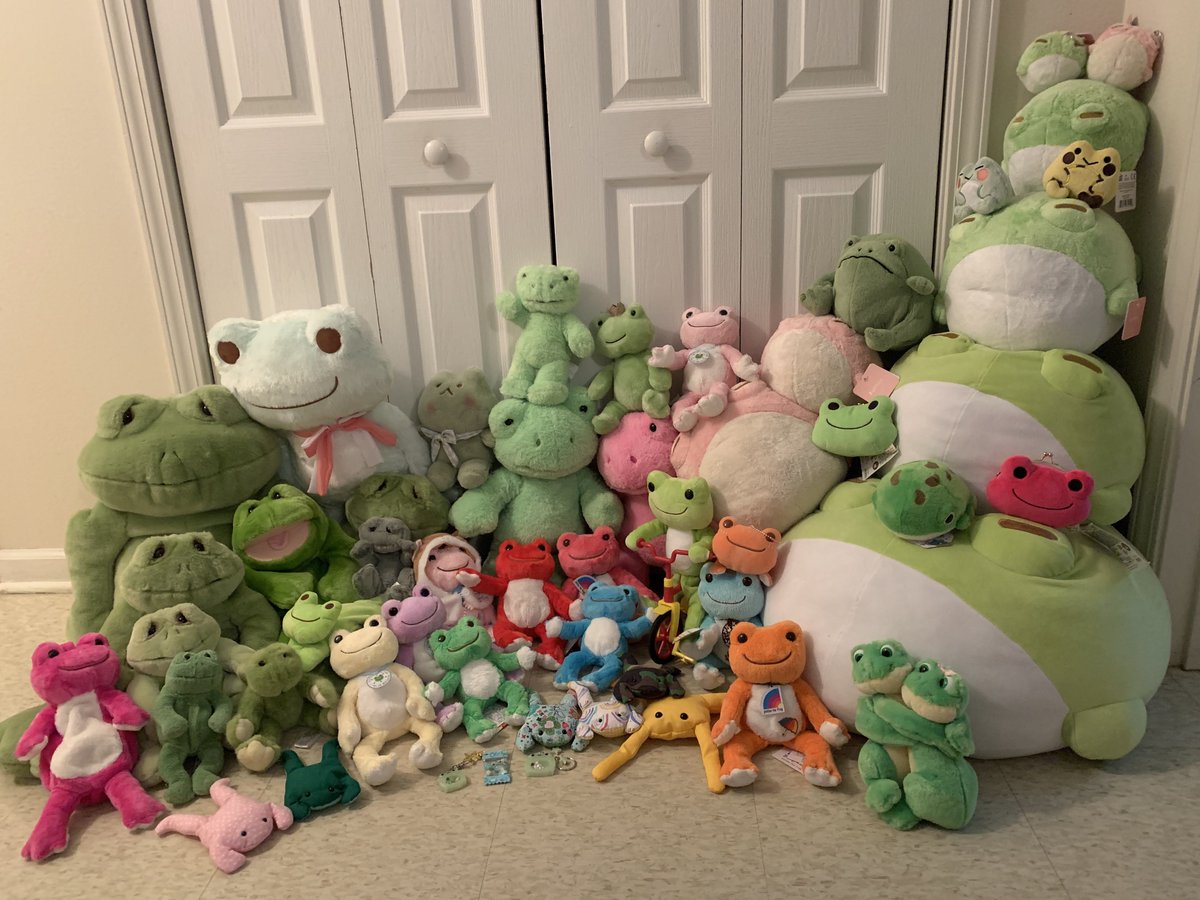 SnitForSnat's tweet image. all the f r o g s i own #fluffnest