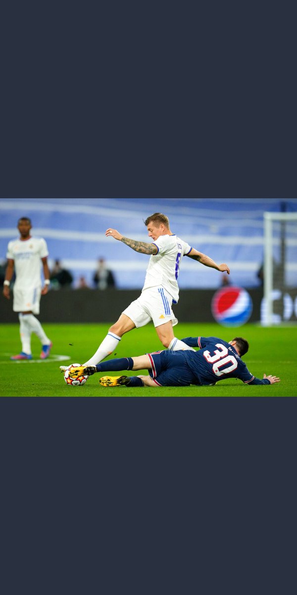 Wadhandassa's tweet photo. تباً لكم قلبى الصغير لا يتحمل 💔
التاريخ هو ريال مدريد ❤️

#HalaMadrid ❤️❤️❤️ https://t.co/RSUnCx3Dza