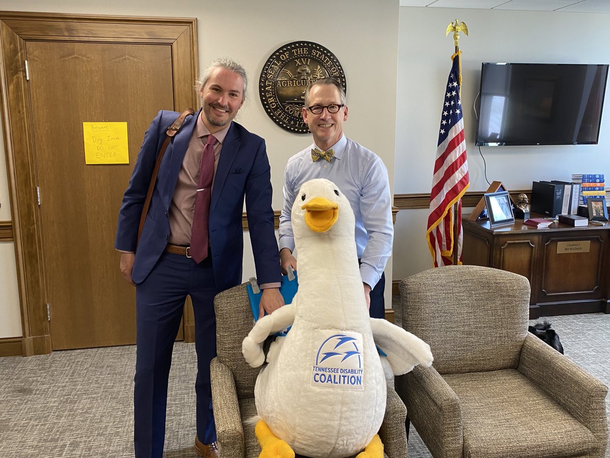 tndisability's tweet photo. Our mascot Marshall flew down to #TNLeg to encourage legislators like  @dsjernigan,  @SenBoWatson, Rep. Sam Whitson, and  Rep. Bob Ramsey to wear blue in support of #DisabilityAdvocacyDayTN on Friday, March 11th

#DDH2022 #TeamWorkTN https://t.co/HBqU5NiPMv
