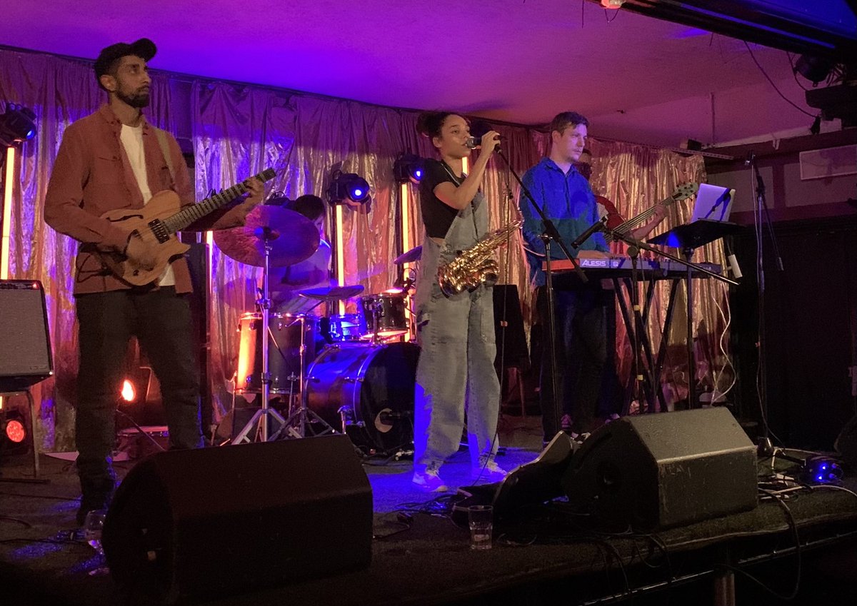 Outstanding set by ⁦<a href="/PrimePanda4/">Prime Panda</a>⁩ tonight at the Fox &amp; Firkin in Lewisham.