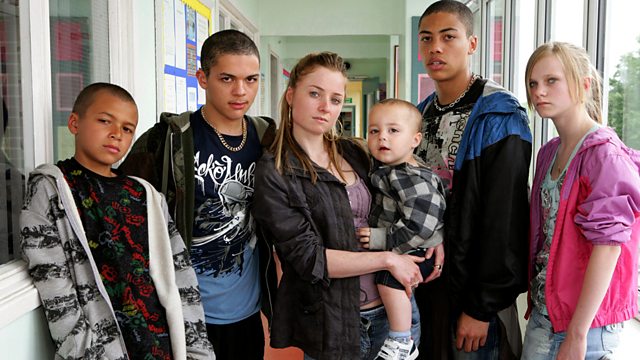 2022_fans's tweet photo. Name your favourite Kelly family member? 

@reecedouglas1 @ReeceNoi #elainesymons #lukebailey #hollykenny #bbc #waterlooroad https://t.co/aXvyr8r4ww