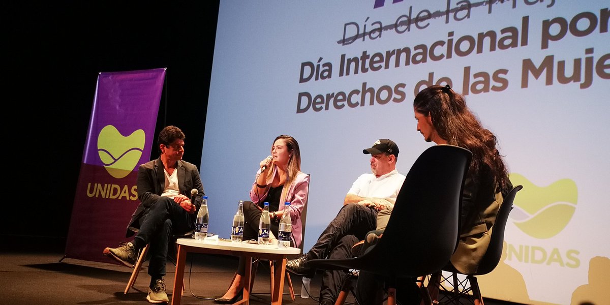 MujeresAnt's tweet photo. 'Vemos en @caballitodeamar una oportunidad única de decirle a los hombres que las masculinidades son aprendidas y son susceptibles de transformación, los hombres pueden y están llamados aprender y apropiar otras formas de la masculinidad' 🎙️@NatyVelOs https://t.co/4e1qe24leM