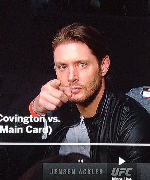 acklesday's tweet photo. #that look deserved to be seen more https://t.co/vRZuxUQq02