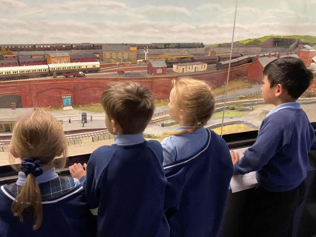 stpeters2_8's tweet photo. Reception class RM enjoying another ‘pop up’ adventure outside of the classroom! Thank you for having us @RailwayMuseum. We enjoyed eating our train biscuits we baked earlier in the week too! https://t.co/RTWWQhXeTB