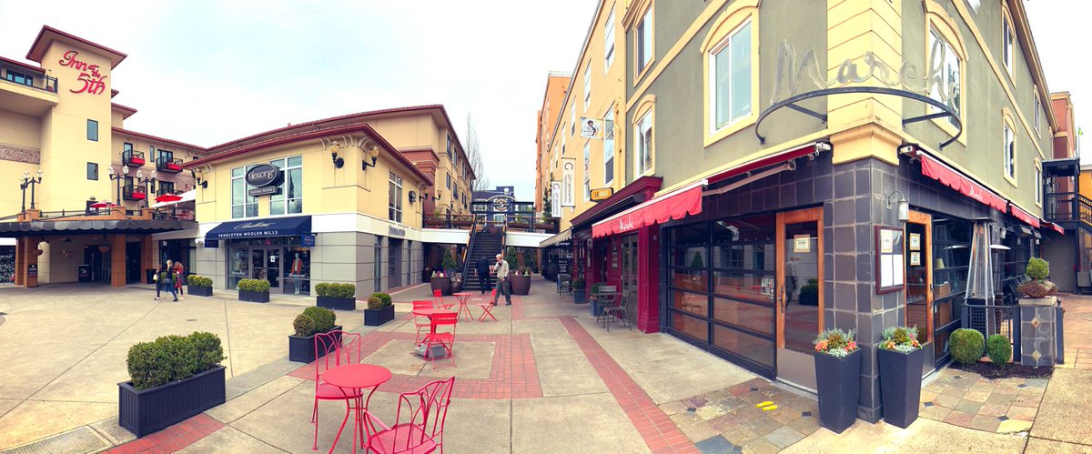 At Inn at the 5th, you're in the heart of Eugene's Market District and the 5th Street Public Market.

#Innatthe5th #boutiquehotel #EugeneOregon #MarketDistrict #5thStreetPublicMarket #staywithus