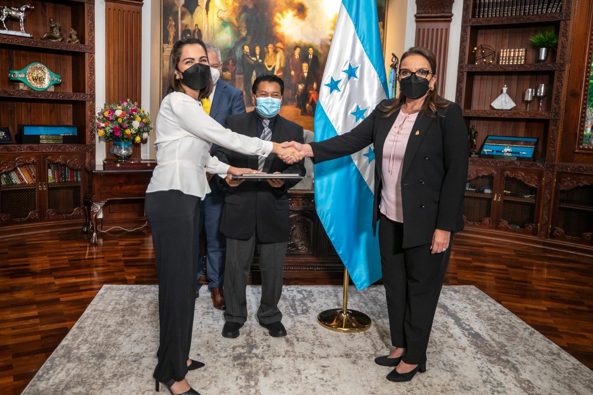 CancilleriaHN's tweet photo. Cindy Rodríguez Mendoza es nombrada Subsecretaria de Estado en el Despacho de Cooperación y Promoción Internacional https://t.co/vT7MBnwocE