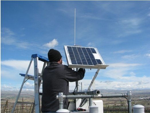 Are you passionate about weather data and atmospheric science? Do you like doing hands-on work that can impact entire regions? Then come check out our Field Meteorologist job opening ... we're looking for you! wsu.wd5.myworkdayjobs.com/WSU_Jobs/job/G…