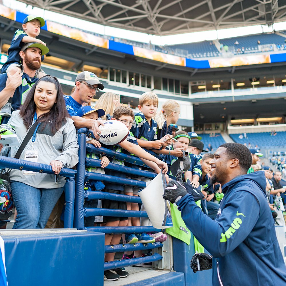 12s tweet picture