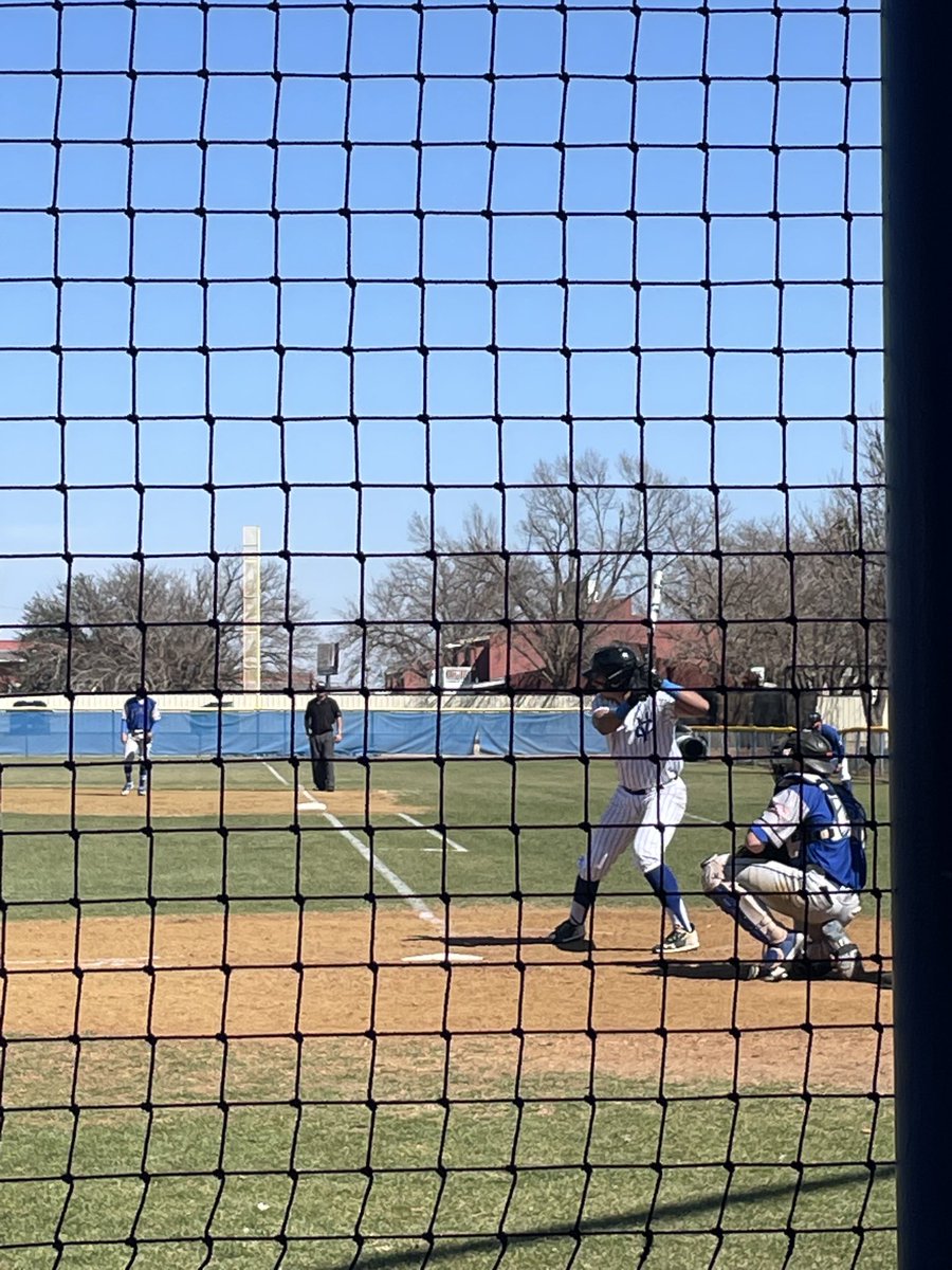 Ja1861's tweet photo. #EnjoyedTheGamesToday @ Chaparral Field #WayToGoChaps @Vernon_Baseball ⚾️ https://t.co/hPvAacektJ