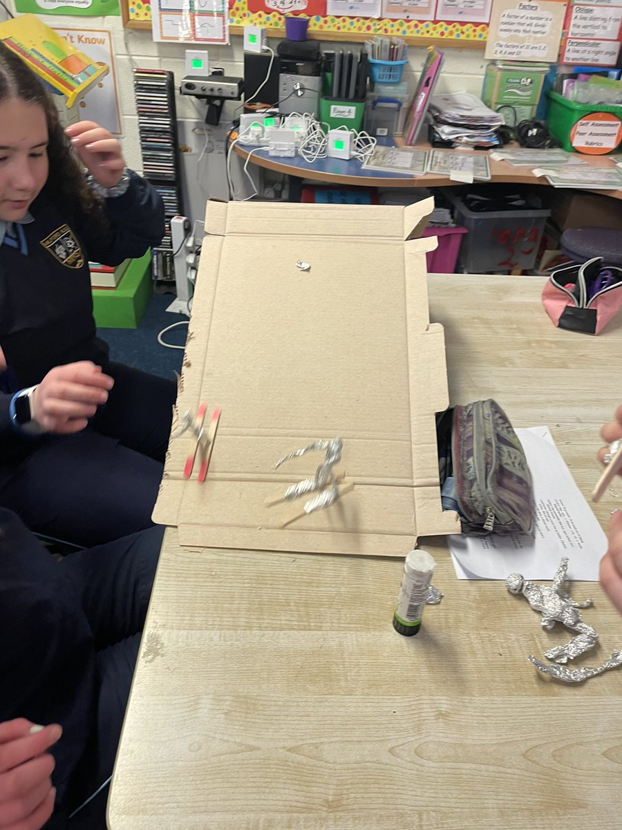 msomearasclass's tweet photo. The boys and girls recently made a ski jumper using tinfoil and lollipop sticks as part of a STEAM challenge. We then held national finals at each table before the winners progressed to the ‘ski olympics’ ⛷ @MilfordNS82 https://t.co/SIG20PzhAC