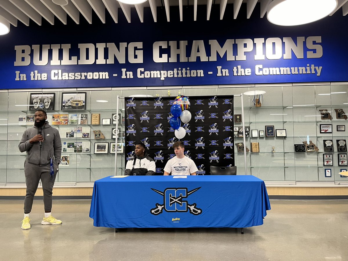 CCHS_Activities's tweet photo. Congratulations to Senior Jeremiah White, who will continue his football career at the collegiate level. Jeremiah gave thanks to @JCAC_School, his coaches, and his family before revealing a Lincoln University hat! 
Congratulations, Jeremiah! ✍️👏#GoCavsGo https://t.co/h3R6x1rBJ6