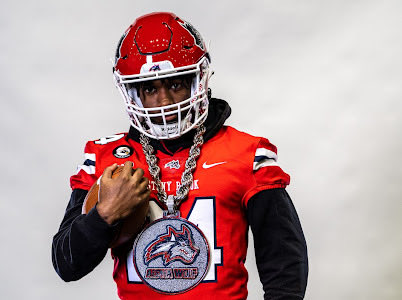 DylanHa24's tweet photo. Thank you for the invite to ⁦@stonybrooku⁩ elite junior day ⁦@FBCoachCollins ⁦@Coach_Priore⁩ ⁦@CoachHach⁩. This was a great experience and looking forward to future growth. ⁦@coachba81⁩ ⁦@Coach_Perrino⁩ https://t.co/RVRDXXX9zT