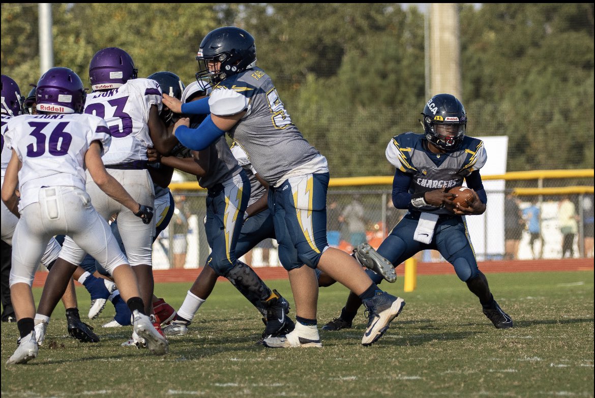 lintonbasko's tweet photo. Can’t wait to get back at it. #elcafootball https://t.co/beUAm7PiWu