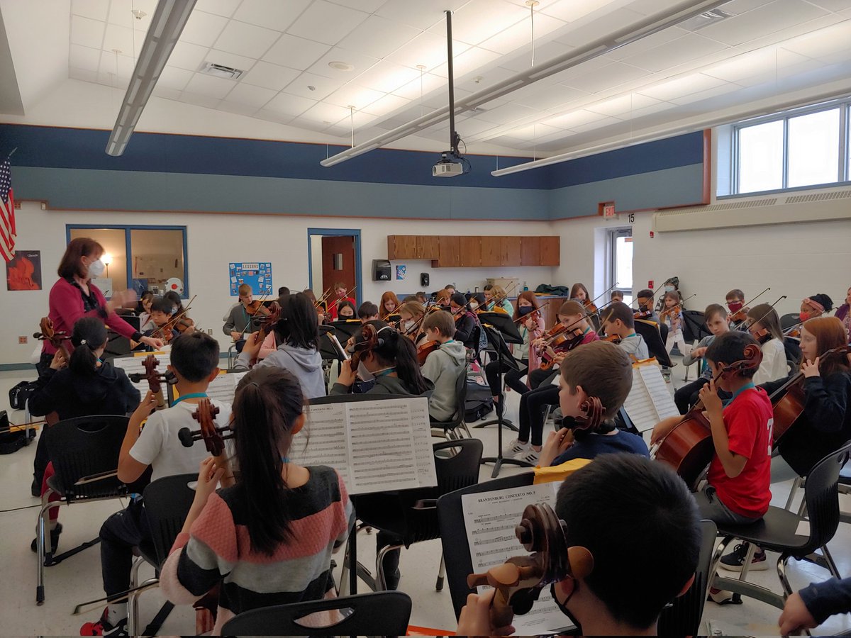 MrsBridon's tweet photo. Congratulations Sweet Home Music Department for a successful Elementary All-County Festival. The band, orchestra, and chorus students worked hard and sounded amazing. How exciting to hear the sounds of music again! @SweetHomeCSD @MikeGinestre @MrsWzientek @ECMEA @OfficialNYSSMA https://t.co/cC8mUU9RgS