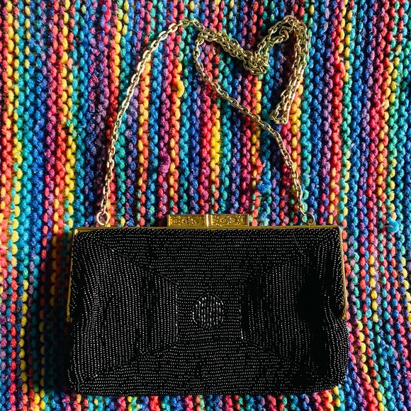 LisaHow166's tweet photo. So good I had to share! Check out all the items I'm loving on @Poshmarkapp from @PosibiltyPusher #poshmark #fashion #style #shopmycloset #bebe #vintage #maxximum: https://t.co/pl9jtfaDrD https://t.co/XczDN8Gz5V
