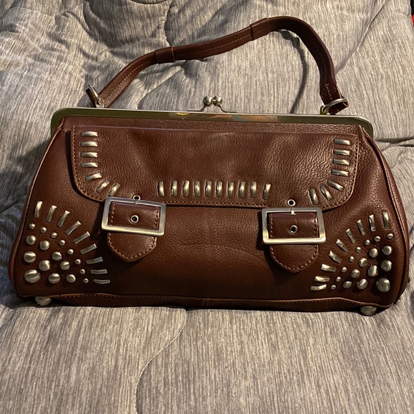 LisaHow166's tweet photo. So good I had to share! Check out all the items I'm loving on @Poshmarkapp from @PosibiltyPusher #poshmark #fashion #style #shopmycloset #bebe #vintage #maxximum: https://t.co/pl9jtfaDrD https://t.co/XczDN8Gz5V