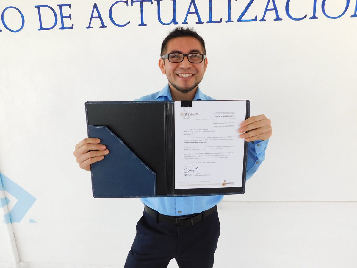CAM_Chetumal's tweet photo. Un muy merecido reconocimiento al Mtro. William Abraham Puc Cárdenas, líder del Grupo de Investigación y Representante Institucional ante PRODEP, por la obtención de su Perfil Deseable. Nos sentimos muy orgullosos de su logro. ¡ENHORABUENA! 
#SomosCAM #SomosNormalistas 2/2 https://t.co/Bti45jtOXC