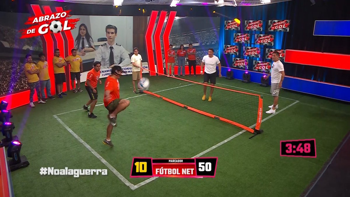 willaxtv's tweet photo. #AbrazoDeGol
Los equipos #SinfoníaDePoulsen y #VikingosFC se enfrentan en fútbol net con nuestros invitados Carlos 'el negro' Galván y Leao Butrón en Abrazo de Gol ⚽
Sigue nuestra señal en vivo 👉 https://t.co/1dRkBmXcWy https://t.co/3crH35B3hc