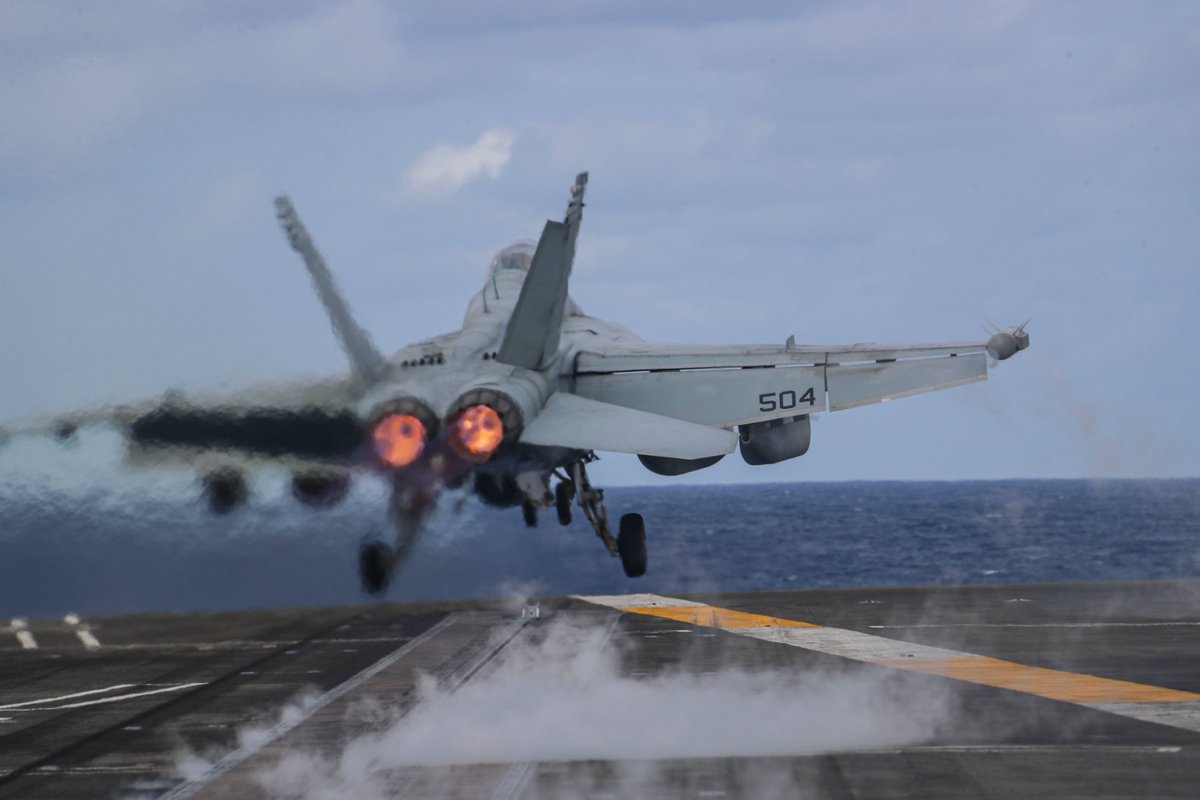 USPacificFleet's tweet photo. #VAQ133, #VFA14 and #VMFA314, assigned to #CVW9, conduct flight operations with @CVN_72 in @US7thFleet. 
📸: MC3 Javier Reyes
#FreeandOpenIndoPacific #Readiness #BlueGreenTeam https://t.co/XRLJgjbRk2