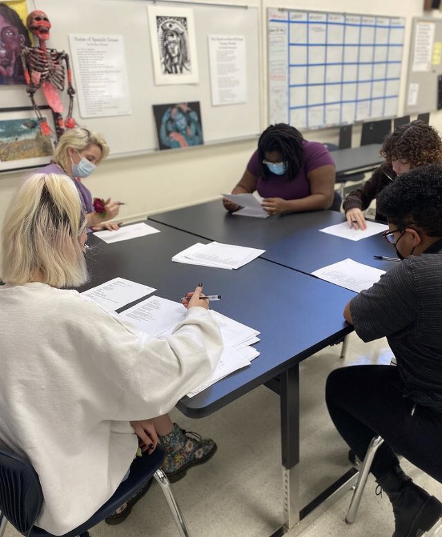 ElanLitMagazine's tweet photo. Our Elan staff members are hard at work doing final reads for our Spring/Summer edition.

Submitters, make sure to check out your inboxes next week … 👀 https://t.co/nYPgnx14d1