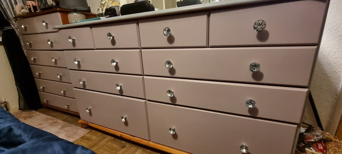 huddaz712's tweet photo. Had a bit of an #upcycling session over last few days. Loving the blue!
#furniture #updating #inkblue
#Rustoleum #chalkpaint https://t.co/p7lxI6z6wO