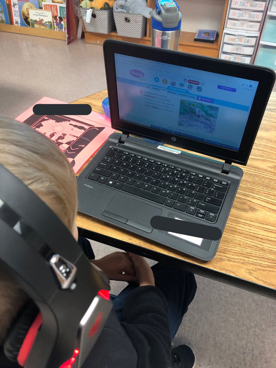 Snyder1stGrade's tweet photo. Today we learned how to research on PebbleGo and got to build words with unifix cubes! #researchers and #wordbuilders https://t.co/viNXGS7rP0