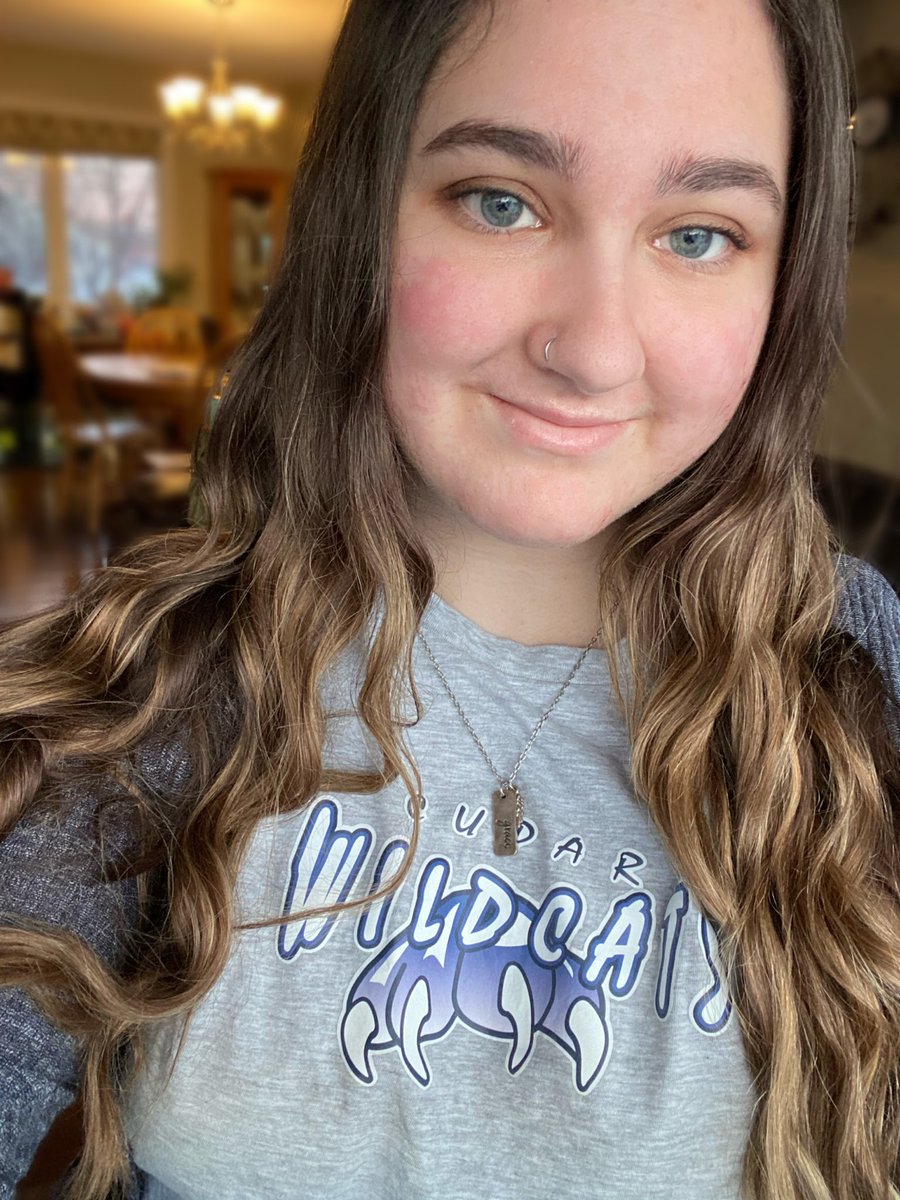 SaliBrooke's tweet photo. Got my Wildcat Wednesday apparel on! Had a blast teaching my intro to Macbeth lesson today, and I am so excited to dig into Act 1 tomorrow! #preintern #UofREd https://t.co/2JMvzXvxpO
