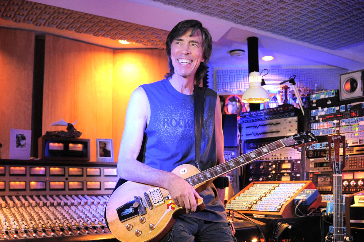 Happy 75 birthday to the amazing Boston guitarist and mastermind Tom Scholz! 