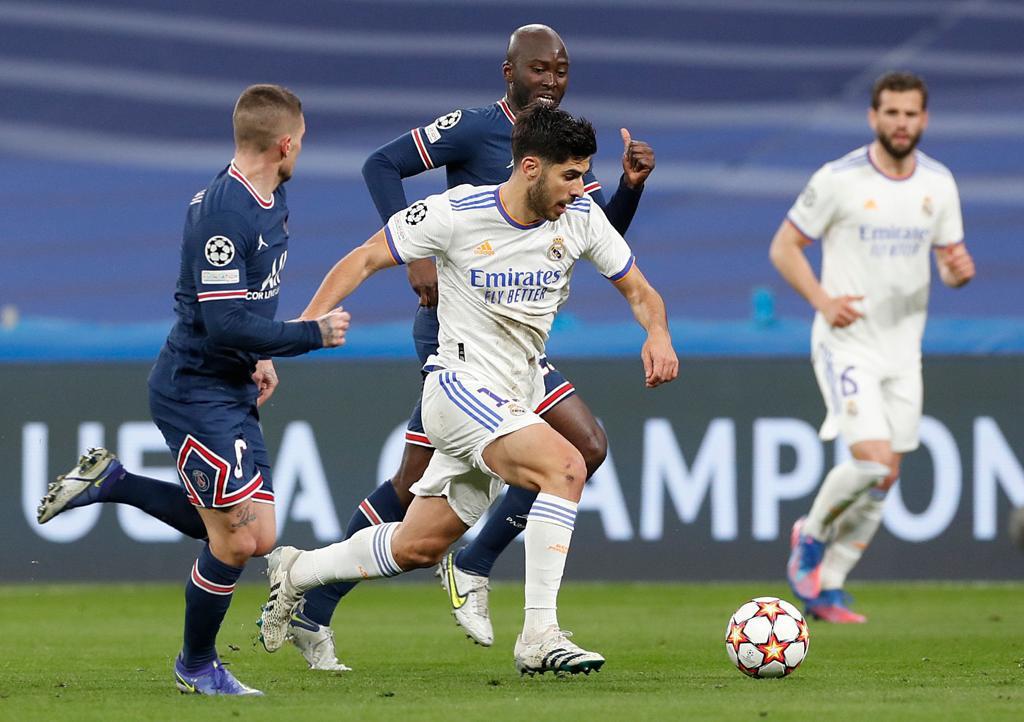 marcoasensio10's tweet photo. Qué bonito es ser del Real Madrid!! Noche mágica. ¡Gracias Bernabéu! 💫🤍
#HalaMadrid #MAW11 https://t.co/wGFTvwfTpC